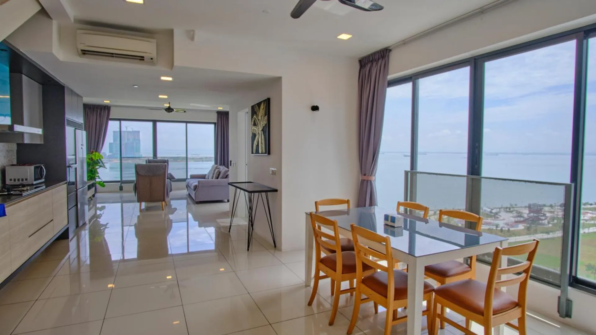 Sunrise Gurney Apartment George Town