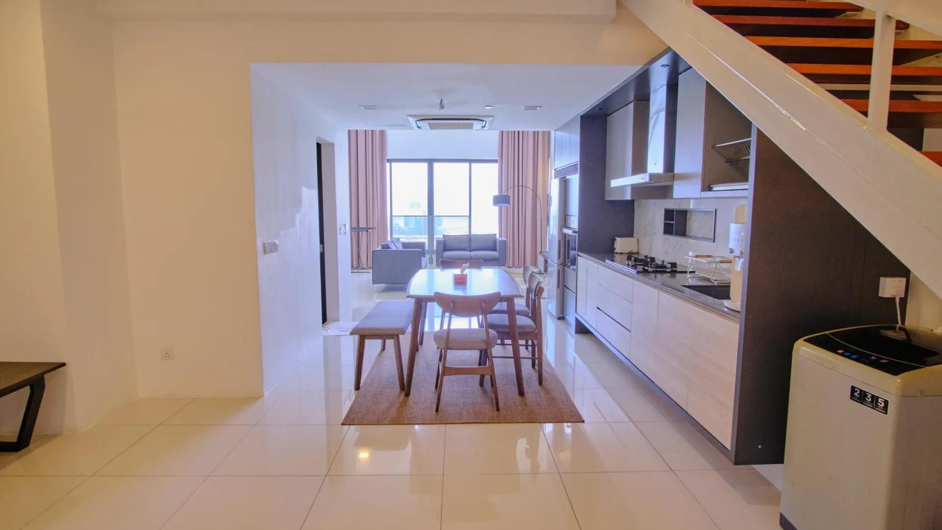 Sunrise Gurney Apartment George Town