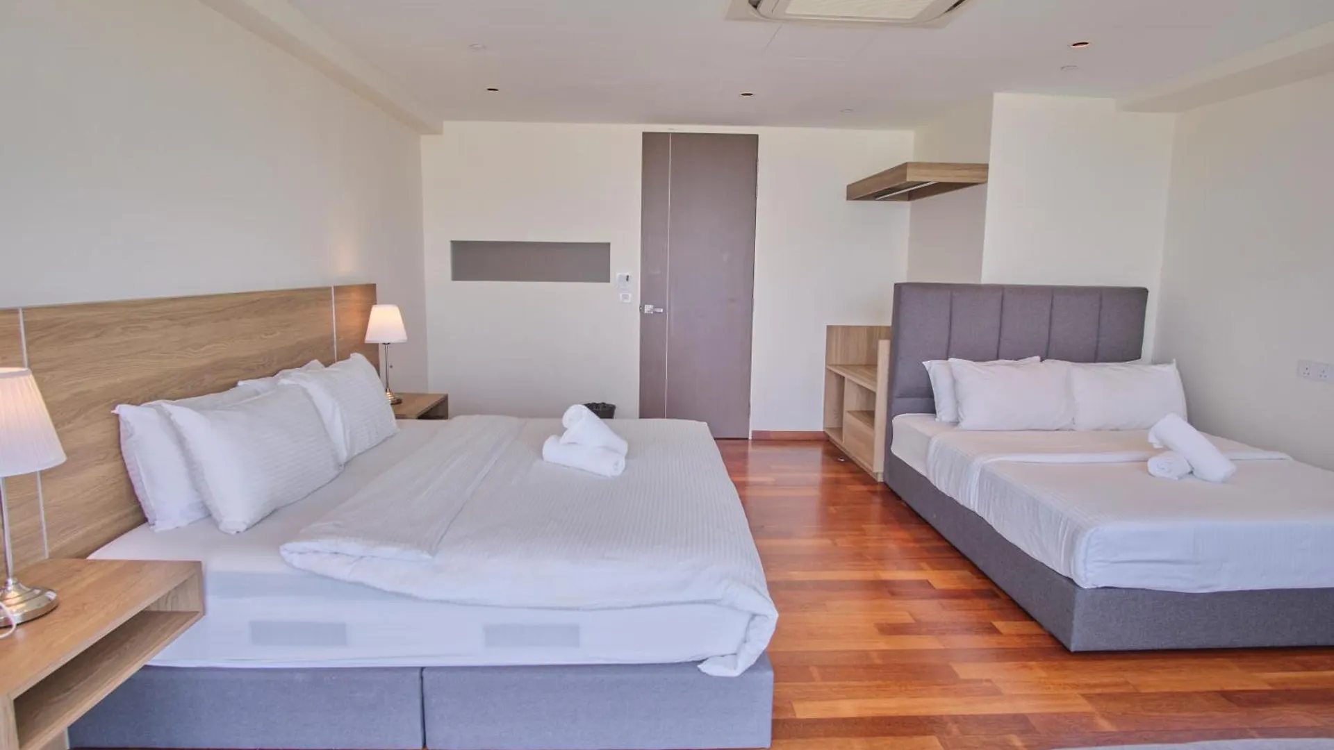 Sunrise Gurney Apartment George Town
