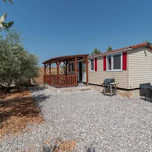  Campsite 'olive Grove' House-near The Croatia