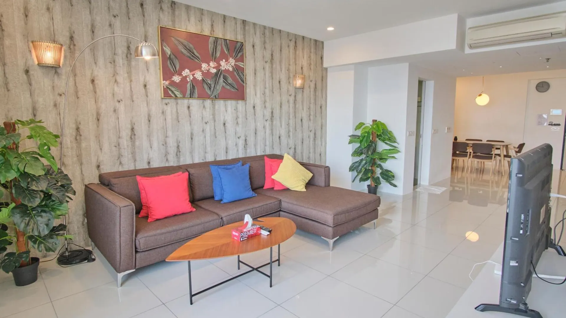 Sunrise Gurney Apartment George Town