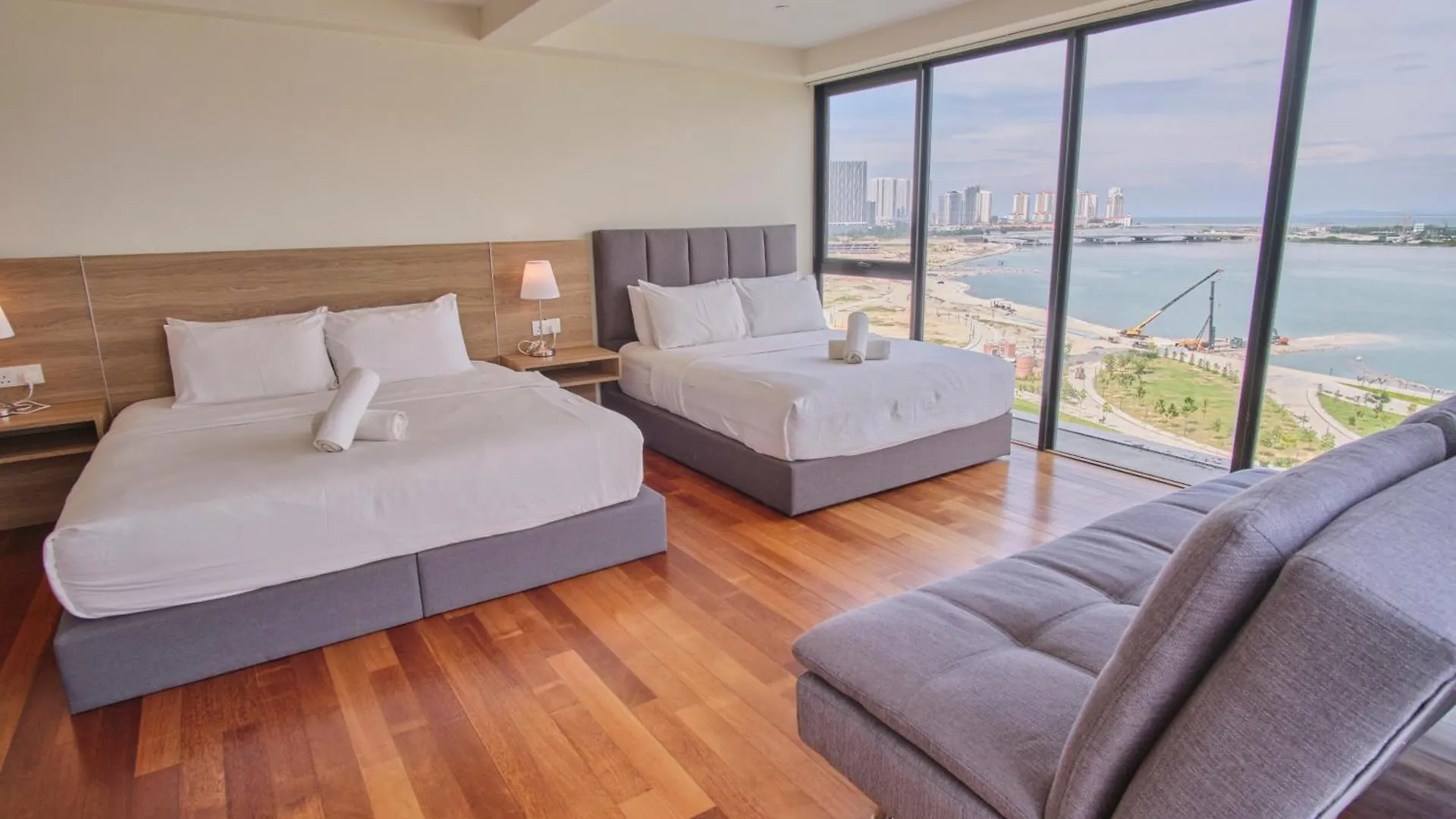 Sunrise Gurney Apartment George Town